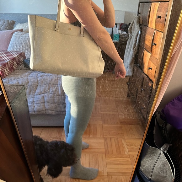 Tory Burch white tote bag - Picture 3 of 3